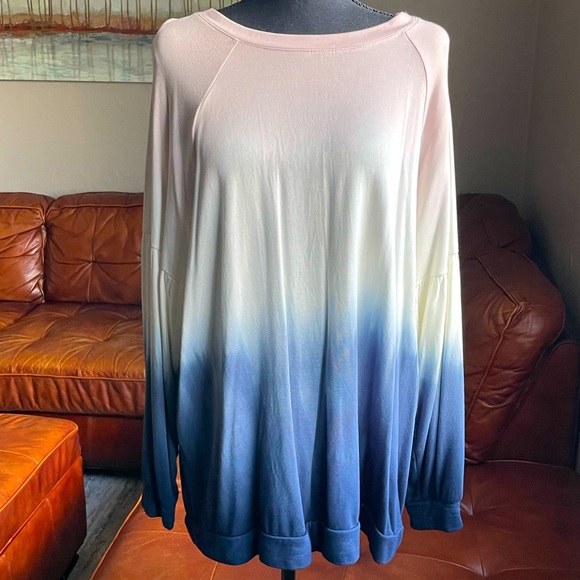 Maternity Balloon Sleeve Ombré Blue White Pink Sweatshirt - Picture 6 of 11